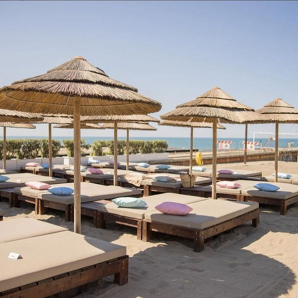 Arredi Hotel Pandi - Beach Club